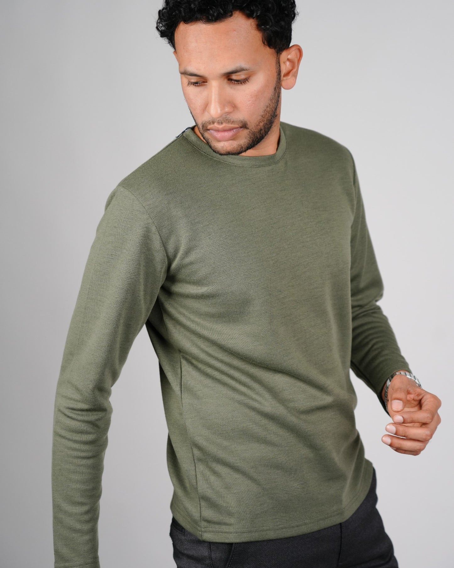 Intersivin long-sleeve pullover